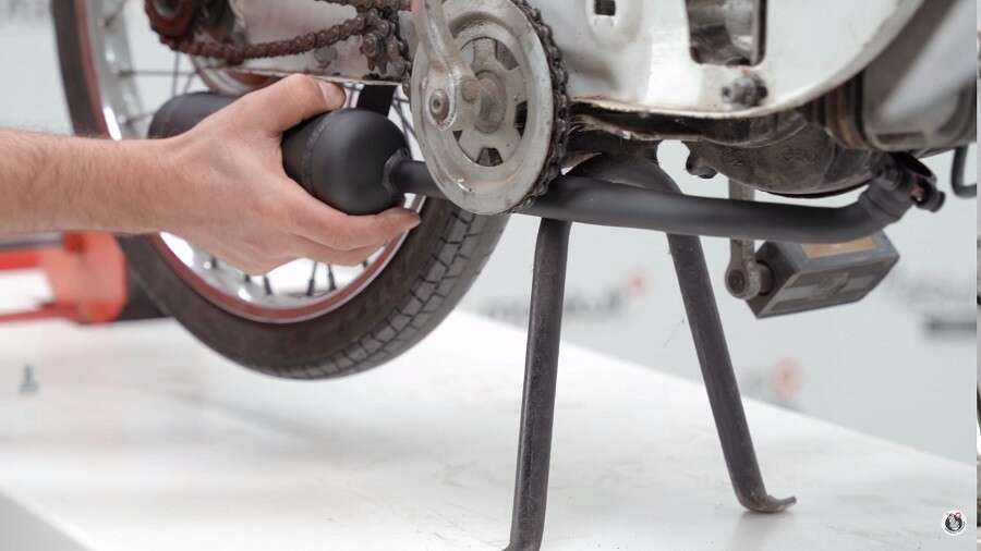 Sito Auspuff Ø 20 mm | Piaggio Ciao, Bravo Sito Auspuff Ø 20 mm | Piaggio Ciao, Bravo