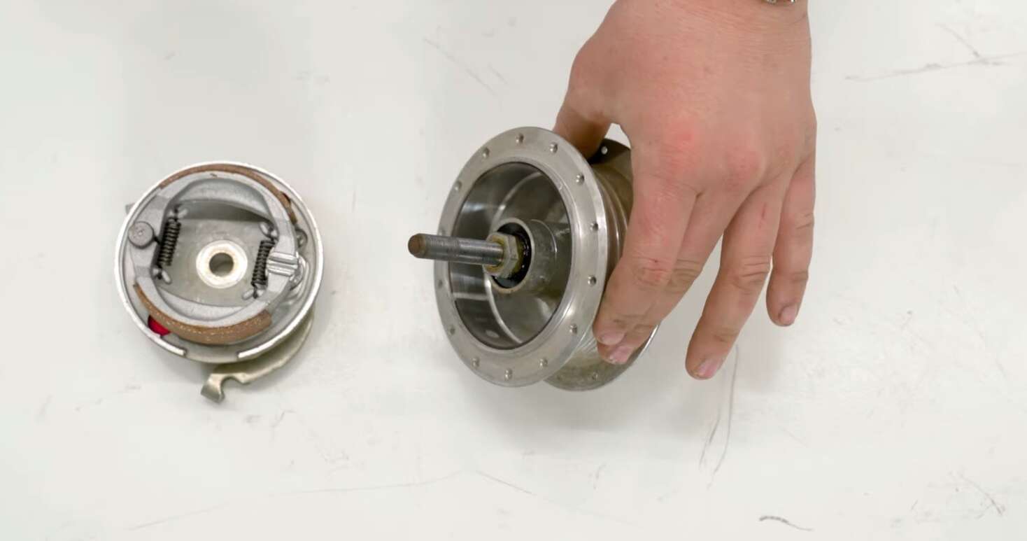 ausgebaute-Trommelbremse ausgebaute-Trommelbremse