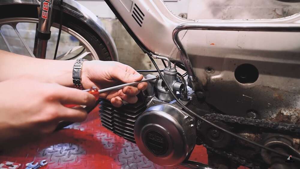 swiing 12 mm Vergaser original Puch swiing 12 mm Vergaser original Puch