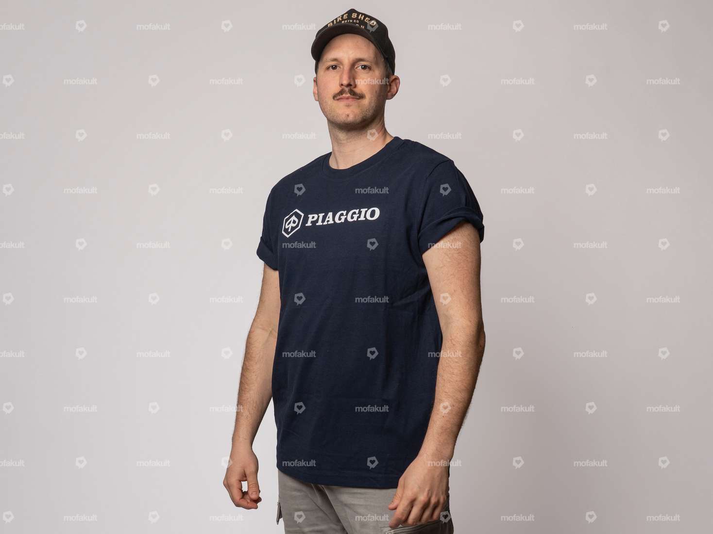 mk-Merch T-Shirt «PIAGGIO» UNISEX blau Carousel Image 1