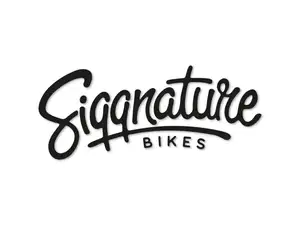 Siggnature Aufkleber «Siggnature Bikes» Folienplott 120 x 50 mm schwarz Siggnature Aufkleber «Siggnature Bikes» Folienplott 120 x 50 mm schwarz
